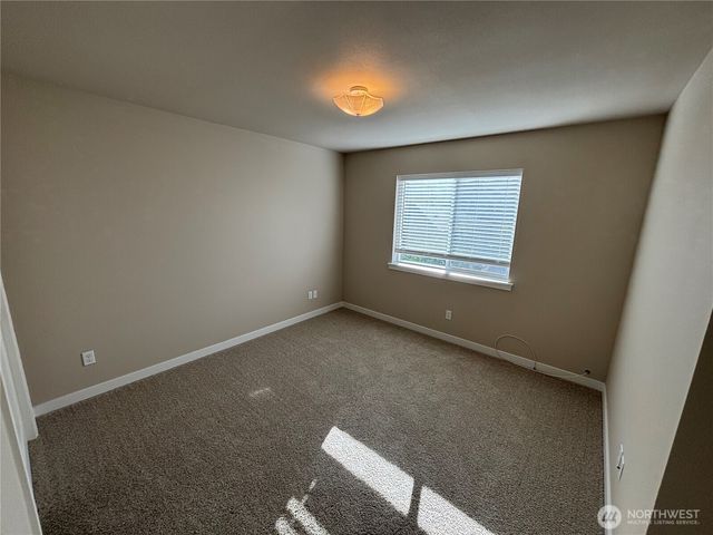 26787 Red Maple Lane NE, Kingston, WA 98346