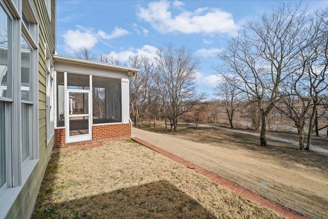 1004 RIVER LANDING DR, Memphis, TN 38103