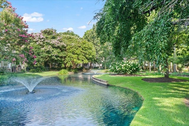 1004 RIVER LANDING DR, Memphis, TN 38103