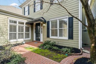 1004 RIVER LANDING DR, Memphis, TN 38103