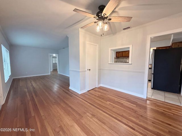 2020 CHERRY Lane, Palatka, FL 32177