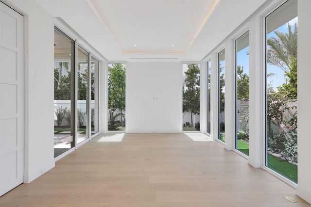 330 Grove Place, Delray Beach, FL 33444