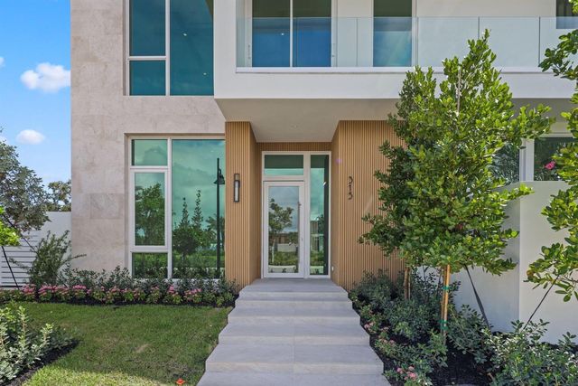 330 Grove Place, Delray Beach, FL 33444