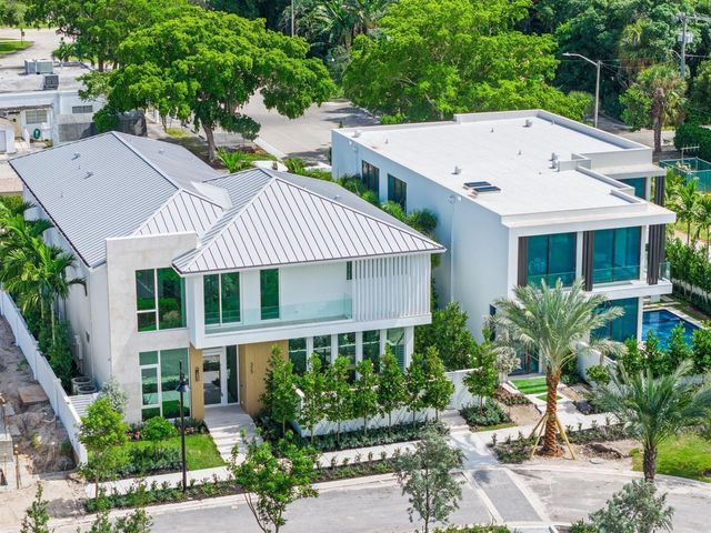 330 Grove Place, Delray Beach, FL 33444