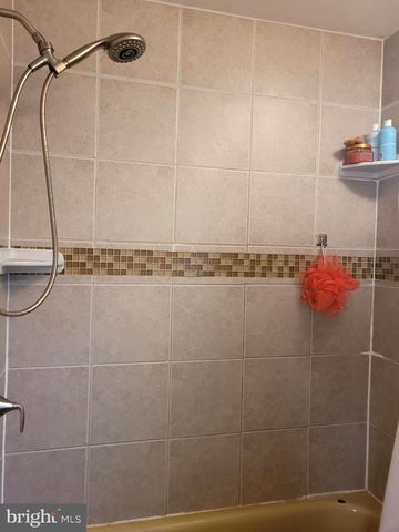 107 GROVE ST, Morrisville, PA 19067