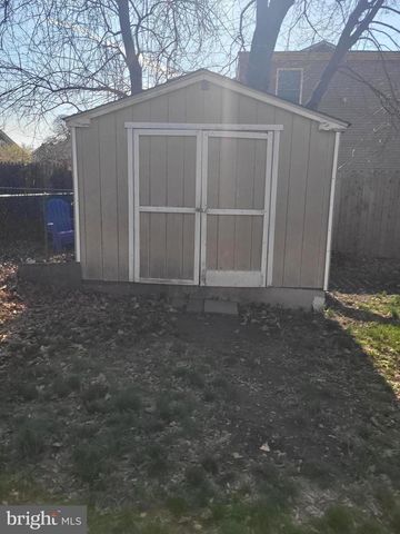 107 GROVE ST, Morrisville, PA 19067