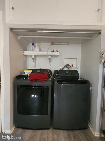 107 GROVE ST, Morrisville, PA 19067