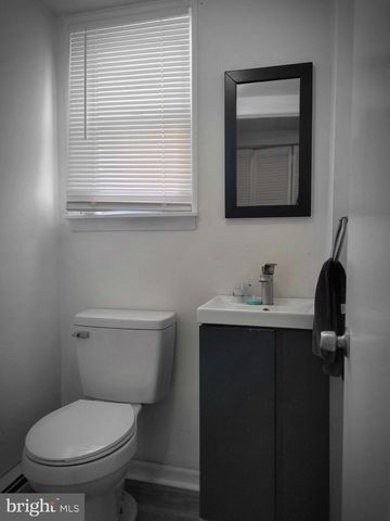 107 GROVE ST, Morrisville, PA 19067