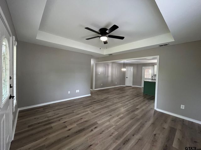 10052 Lakeshore, Tyler, TX 75709