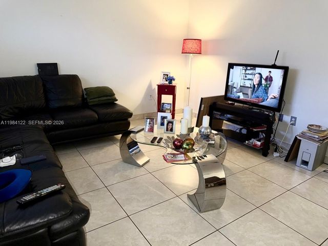 3858 SW 153rd Pl, Miami, FL 33185