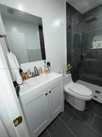 3858 SW 153rd Pl, Miami, FL 33185