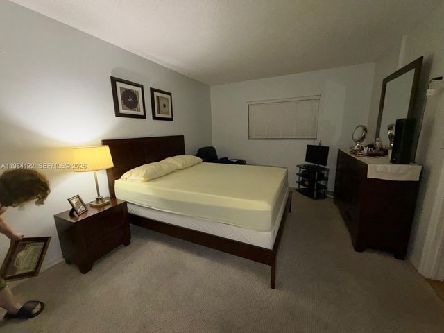 3858 SW 153rd Pl, Miami, FL 33185