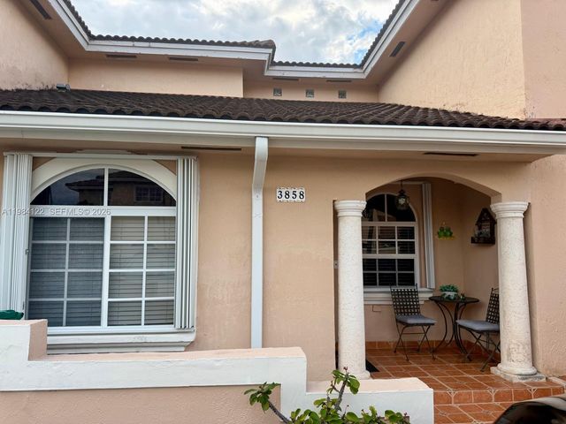 3858 SW 153rd Pl, Miami, FL 33185