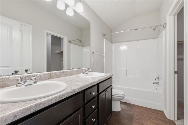 17170 S Kill Creek Road, Gardner, KS 66030