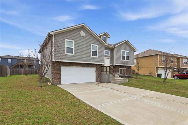 17170 S Kill Creek Road, Gardner, KS 66030