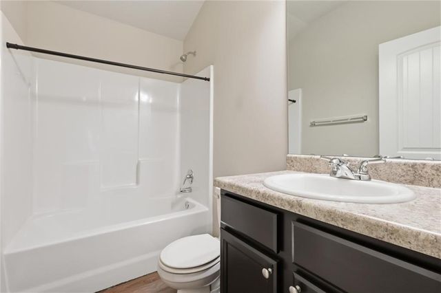 17170 S Kill Creek Road, Gardner, KS 66030