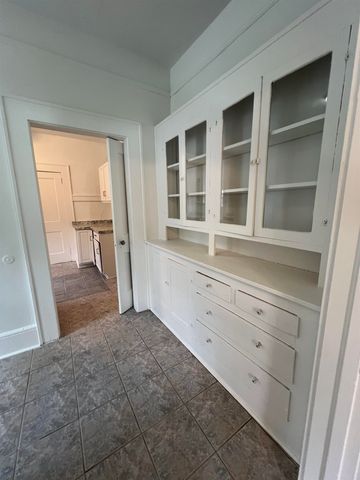 479 Peronneau St, Spartanburg, SC 29301