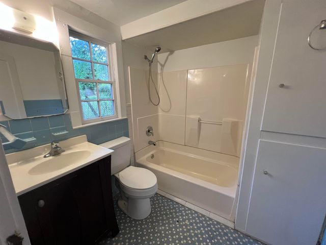 479 Peronneau St, Spartanburg, SC 29301