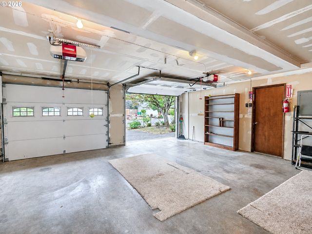 14275 Sw 22ND St, Beaverton, OR 97008
