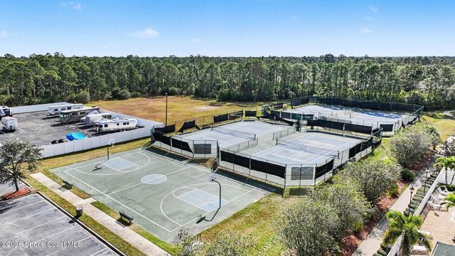 2036 Windbrook Drive SE, Palm Bay, FL 32909