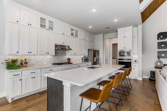 175 Stirling Drive, Argyle, TX 76226