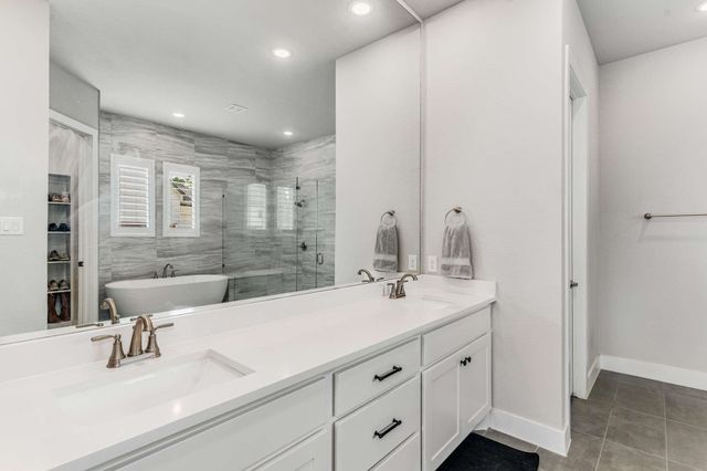 175 Stirling Drive, Argyle, TX 76226