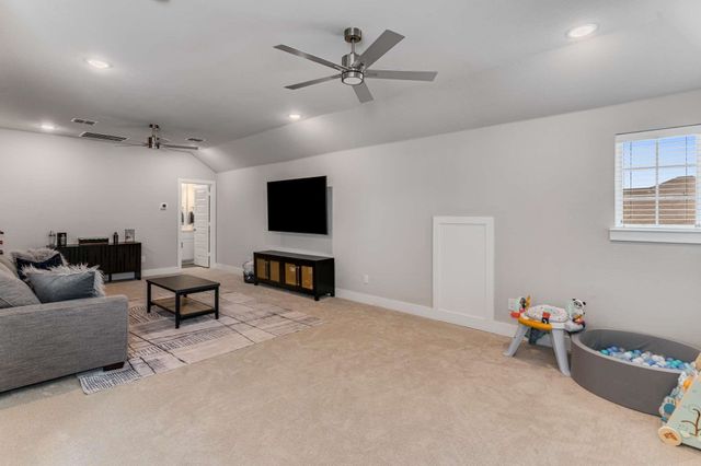 175 Stirling Drive, Argyle, TX 76226