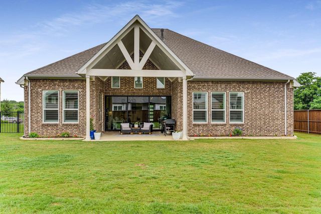 175 Stirling Drive, Argyle, TX 76226