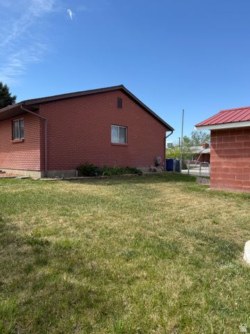 4405 S FAIRLANE CIR, West Valley City, UT 84120