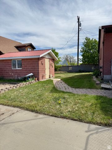 4405 S FAIRLANE CIR, West Valley City, UT 84120