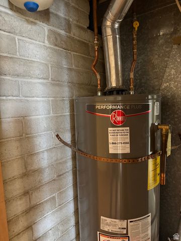 4405 S FAIRLANE CIR, West Valley City, UT 84120