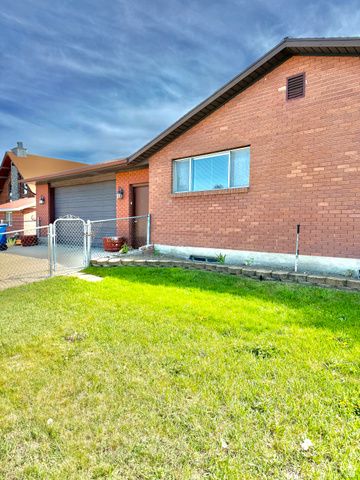 4405 S FAIRLANE CIR, West Valley City, UT 84120