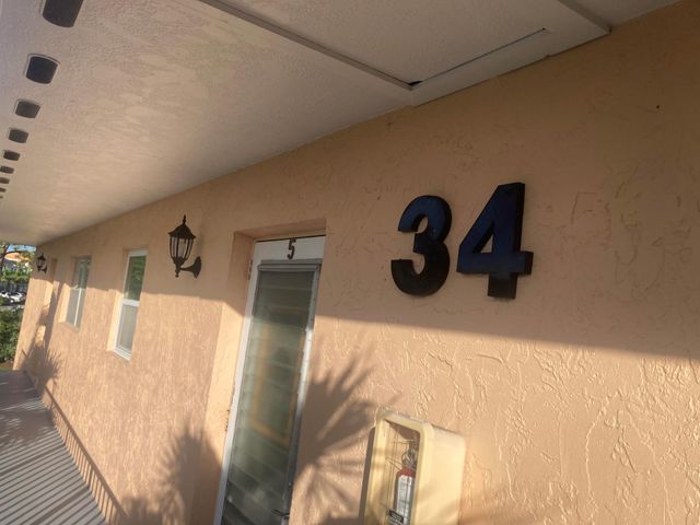 2950 SE Ocean Boulevard 34-5, Stuart, FL 34996