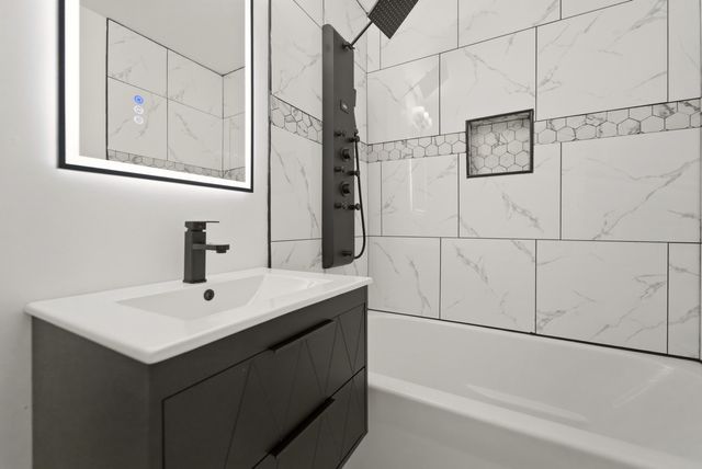 4627 Grant Street, Gary, IN 46408