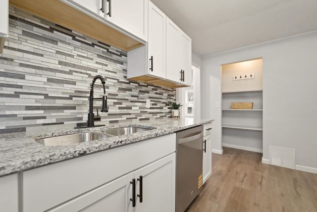 4627 Grant Street, Gary, IN 46408