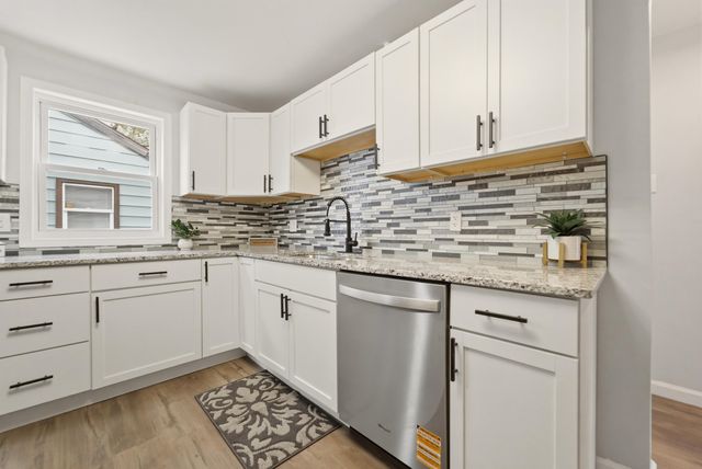 4627 Grant Street, Gary, IN 46408