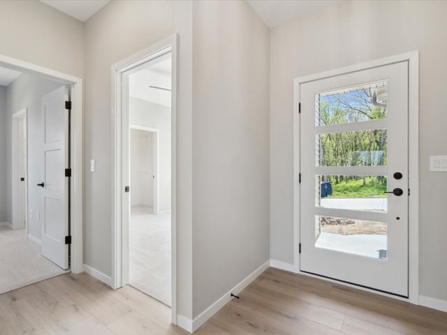 1423 Legend Drive, Tiffin, IA 52340