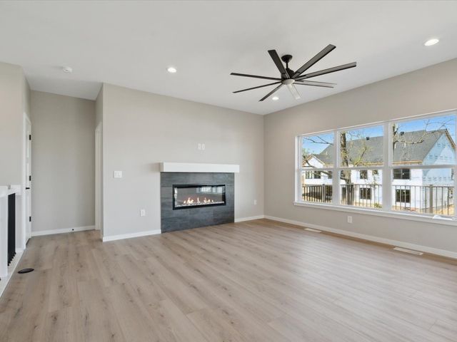 1423 Legend Drive, Tiffin, IA 52340