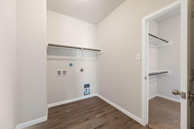 3915 Deledda Drive, Katy, TX 77493