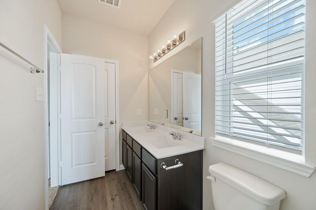 3915 Deledda Drive, Katy, TX 77493