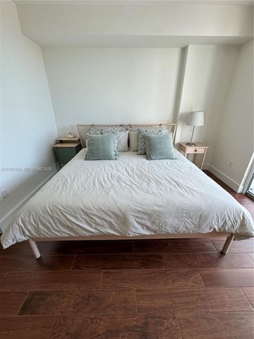 79 SW 12th St 1502-S, Miami, FL 33130