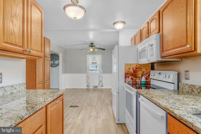 16821 HAMPTON RD, Williamsport, MD 21795