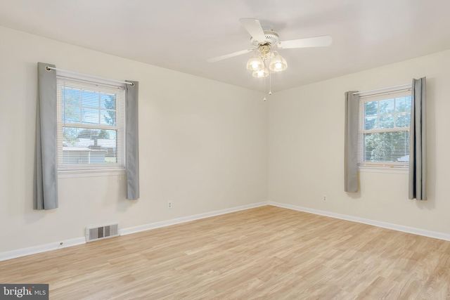 16821 HAMPTON RD, Williamsport, MD 21795