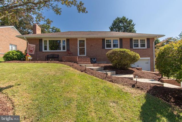 16821 HAMPTON RD, Williamsport, MD 21795