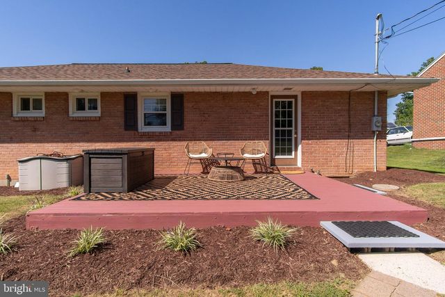 16821 HAMPTON RD, Williamsport, MD 21795