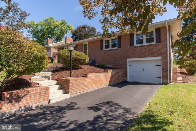 16821 HAMPTON RD, Williamsport, MD 21795