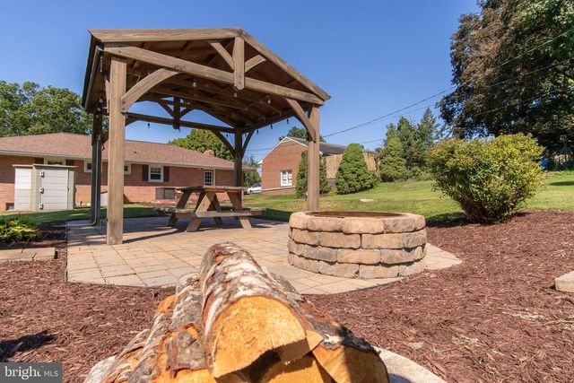 16821 HAMPTON RD, Williamsport, MD 21795