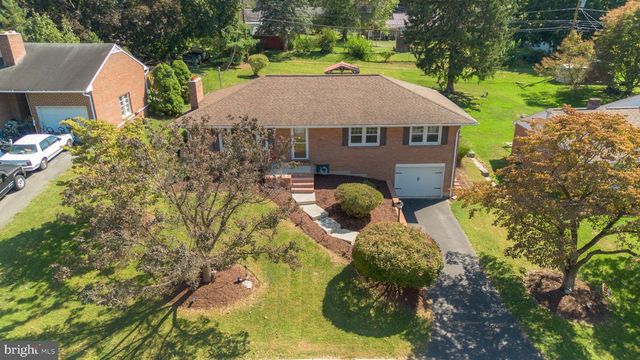 16821 HAMPTON RD, Williamsport, MD 21795