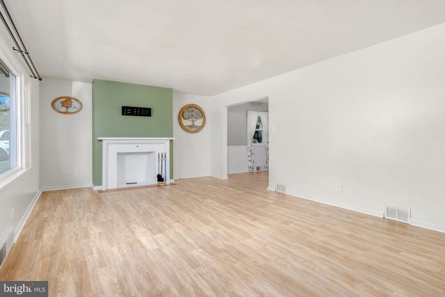 16821 HAMPTON RD, Williamsport, MD 21795