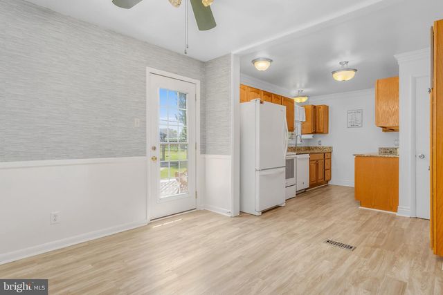 16821 HAMPTON RD, Williamsport, MD 21795